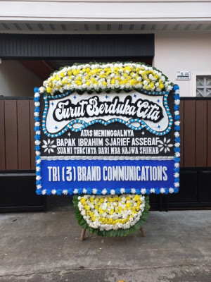Papan Bunga Duka di Bangko Pusako